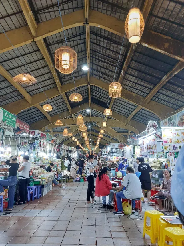 Ben Thanh Market interior